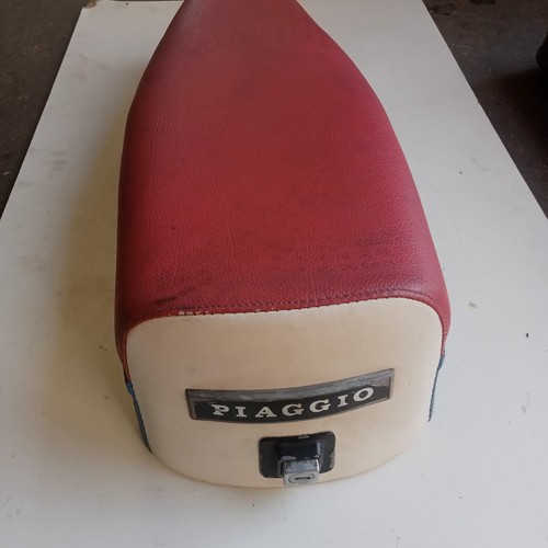 Seat for old - seat, vespa